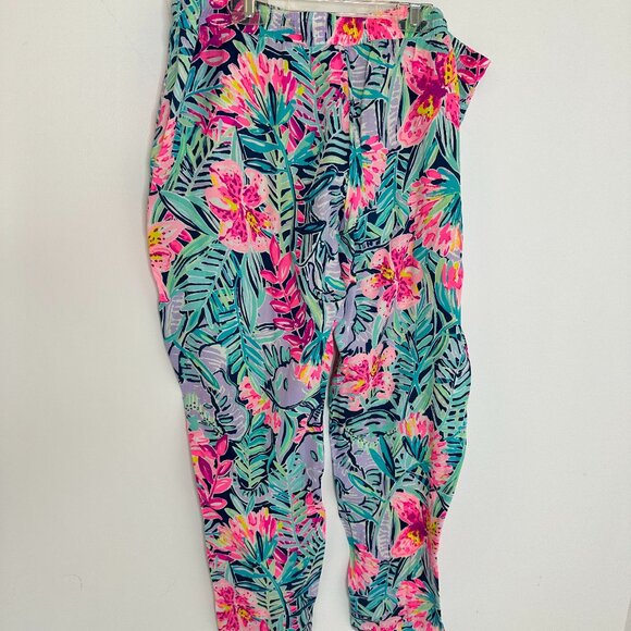 Lilly Pulitzer Pants - NWT! Lilly Pulitzer Piper Crop Pant Slathouse Soiree Size XL